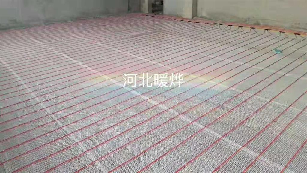 <strong>碳纤维电地暖</strong>